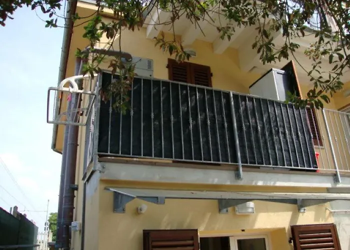 Bilocali E Mono Al Mare Σενιγκάλια