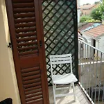 Apartment Bilocali E Mono Al Mare *