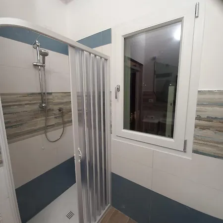 Bilocali E Mono Al Mare Apartamento *